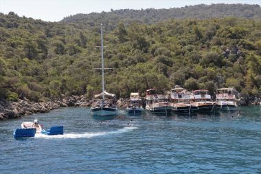 Türkiye'de turistlere tekne turları