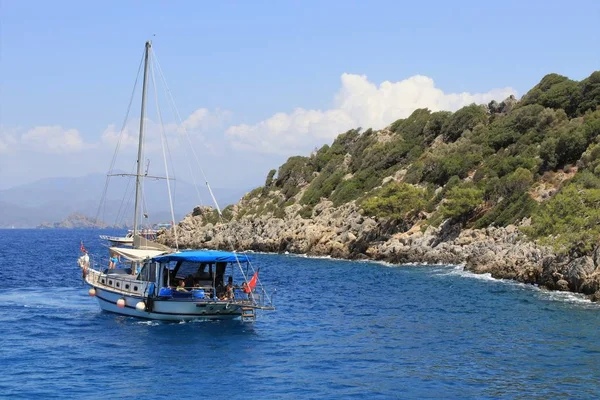 Gite in barca per turisti in Turchia — Foto Stock