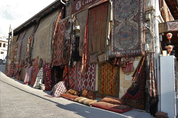 22Nd July 2017 Goreme Turkey Old Traditional Turkish Carpet Shop — стоковое фото