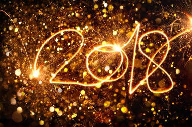 Mutlu yeni yıl 2018 ışıltı ile yazılı