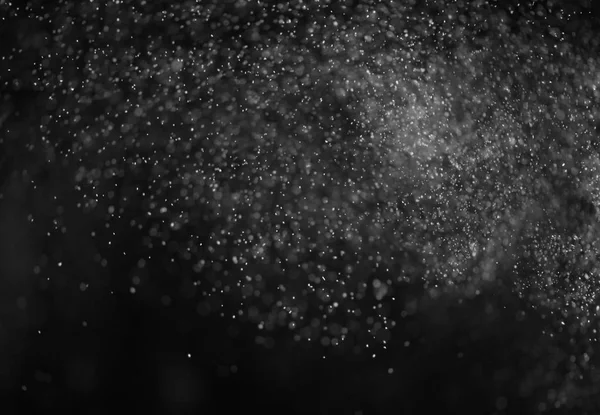 Kara Arkaplan 'a Yağan Karlar