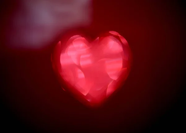 Red Blur Forme Coeur Bokeh Ligth Sur Fond Noir — Photo