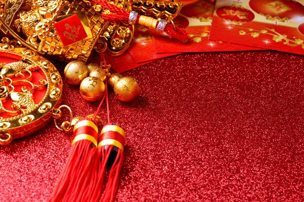 Decorações Ano Novo Chinês Ornamentos Auspiciosos Fundo Vermelho Bokeh — Fotografia de Stock