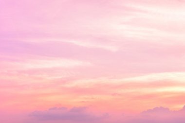 Bulutlar güzel günbatımı arka plan ile gökyüzü