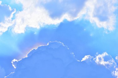 Bulutlar güzel günbatımı arka plan ile gökyüzü