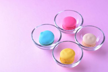 Renkli macarons ya da cam bardak tatlı tatlı güze macaroons