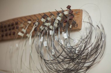 Srings Atölyesi'nde bitmemiş gitar gitar imalatı için