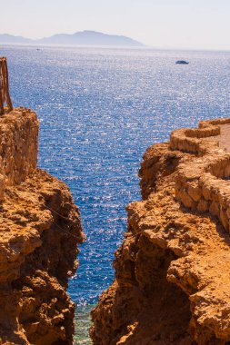 Sharm El Sheikh, Mısır - Temmuz 9, 2009. Denizde gemi