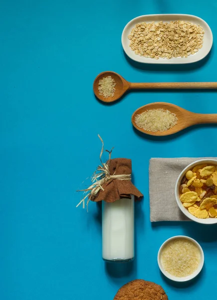 Ingredientes Flatlay Para Desayuno Rápido Saludable Leche Arroz Una Botella — Foto de Stock