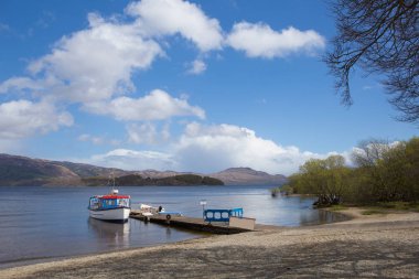 Loch Lomond İskoçya İngiltere'de The Trossachs Milli Park ünlü İskoç turizm