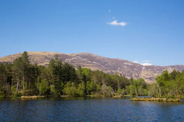 Glencoe Lochan area di foresta e lago a nord del Glencoe Village Lochaber Highlands scozzesi Scozia Regno Unito — Foto Stock