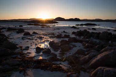 Günbatımı Fidden plaj Isle of Mull İskoçya İngiltere Inner Hebrides Iona ve Fionnphort