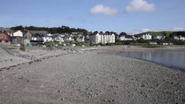 Criccieth Kuzey Galler Uk coast kasaba Caernarfon güneyinde yaz aylarında hırka körfezde bulunan Gwynedd'deki / daki