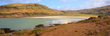 Calgary Bay Isle of Mull Argyll ve Bute İskoçya İngiltere'de İskoç Inner Hebrides güzel bahar gün panoramik görünüm üzerinde