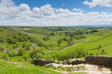 Malham Cove görünümü üst Yorkshire Dales National Park İngiltere'den 