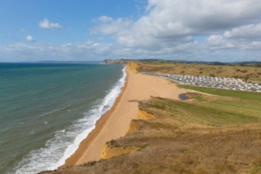 Tatlı su sahili Dorset Jurassic manzaralı West Bay ve Golden Cap