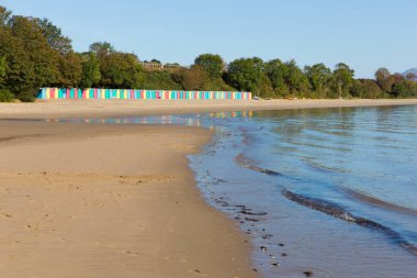 Llanbedrog Plajı Llyn Yarımadası Pwllheli ve Abersoch arasında Gwynedd Galler