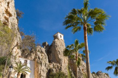 El Castell Guadalest Alicante İspanya Dağlardaki tarihi kasaba