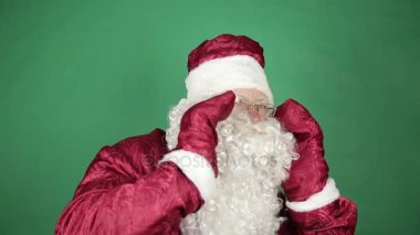 Noel Baba çığlıklar. 