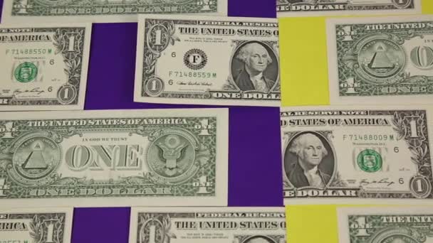 Peníze Modré Žluté Pozadí Dolary Jsou Uspořádány Pořadí Šachovnice Zářivě — Stock video