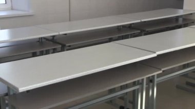 Okul kafeteryasında mutfakta. Okulda çocuklar için catering.