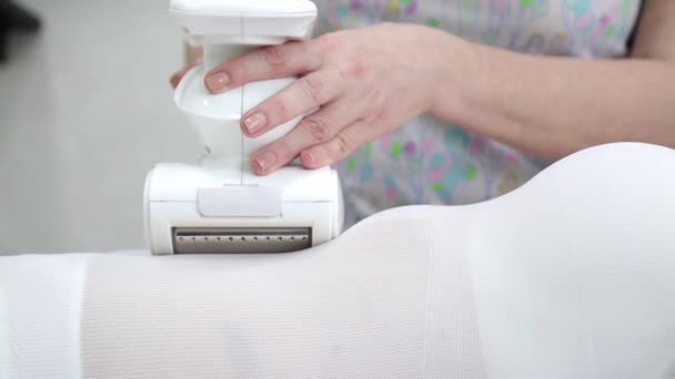Apparater För Vakuum Rulle Massage Lpg Lpg Massage Session Skönhetssalongen — Stockvideo