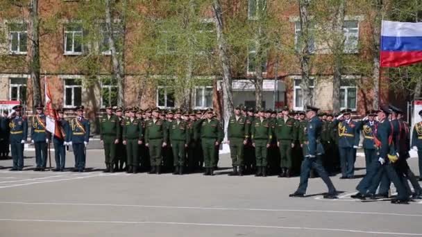 Staden Yasny Ryssland Maj 2018 Militärparad Krigsmakten Avlägsnande Parollen Seger — Stockvideo