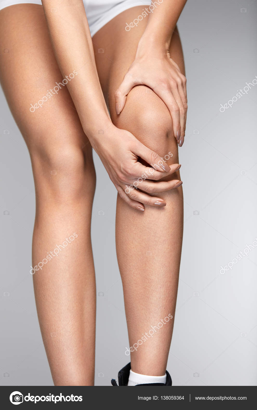 круропластика голени асимметрия голени. варусная деформация коленных суставов. разные коленки. изогнутые колени. варусная деформация ног.