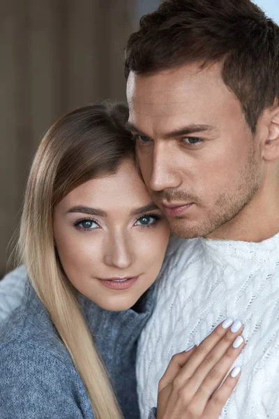 Love And Care. Handsome Man And Beautiful Woman Closeup Portrait — Stock Photo, Image