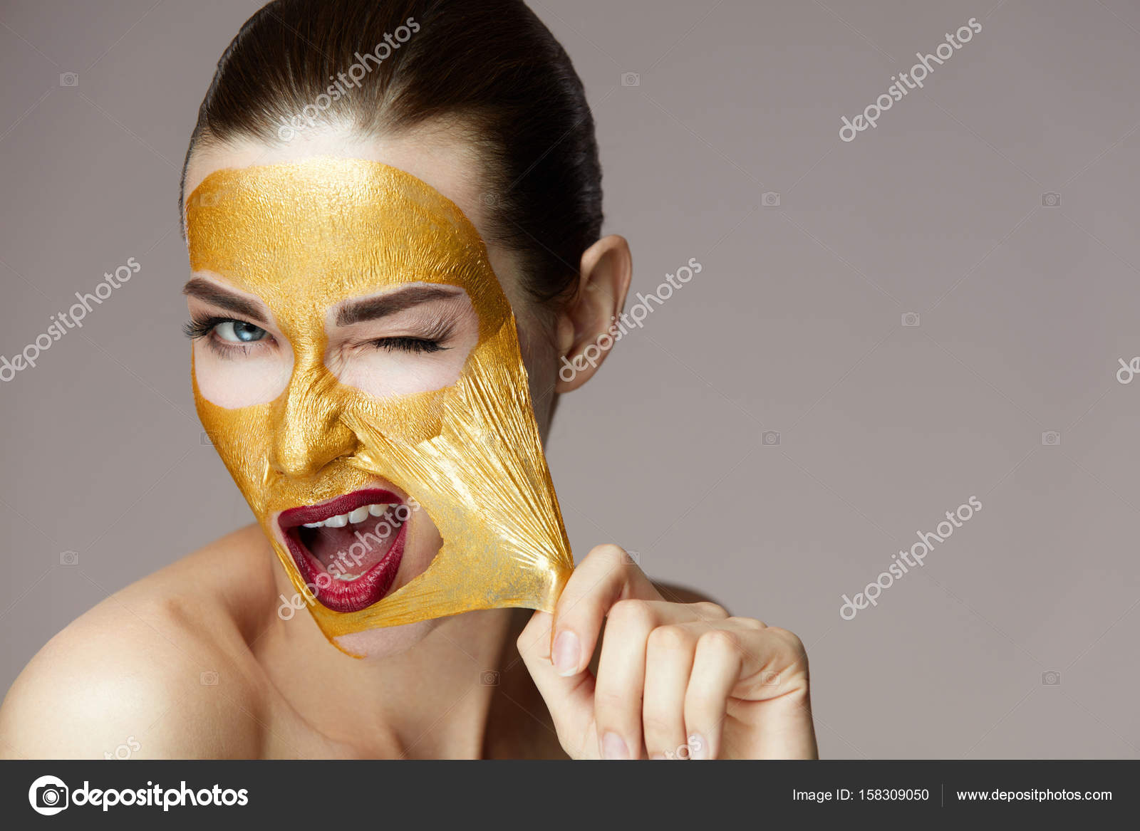 Download Á Face Mask Stock Photography Royalty Free Gold Facial Mask Images Download On Depositphotos PSD Mockup Templates
