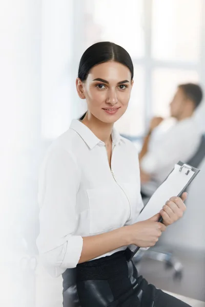 Woman In Office. Portrait Of Female Worker — Stock Photo, Image