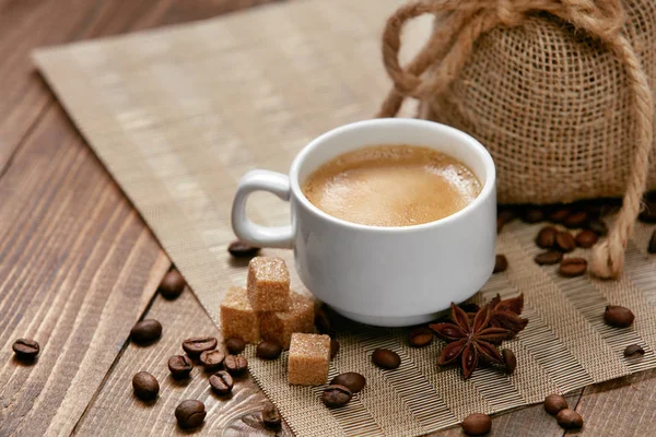 Caffè. tazza di bevanda calda . — Foto Stock