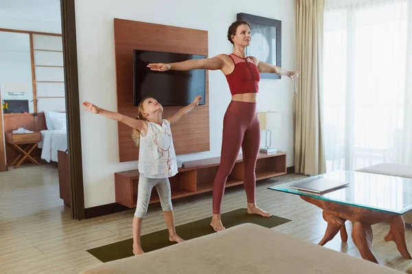 Family Workout Home Mother Daughter Exercising Living Room Little Girl — Stock Photo, Image