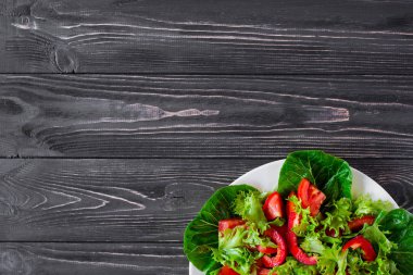 Taze sebze salatası