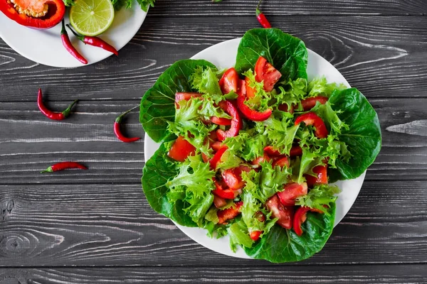 Taze sebze salatası