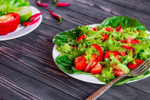 Taze sebze salatası