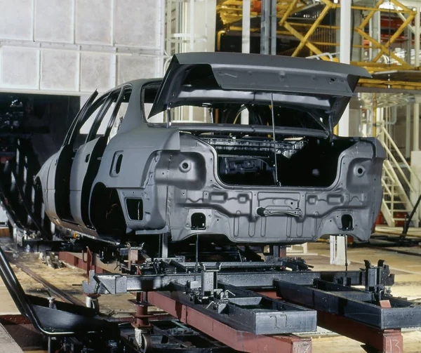 Fabrika araba boyama