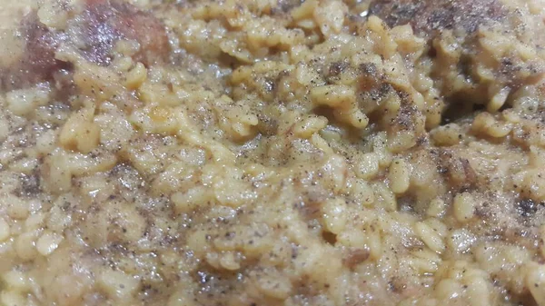 A close up  viw of Cooked white rice called Kichra — Stok Foto