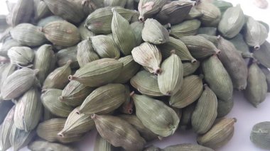 Elettaria cardamomum meyve tohumları, kakule baharat ile