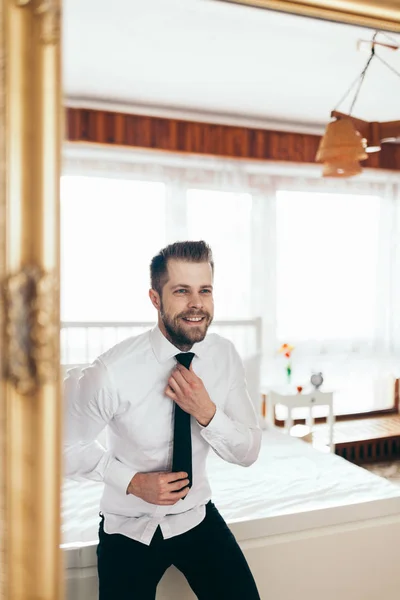 Getting ready for the big occasion. — Stock Photo, Image