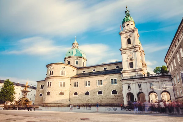 Katedral Dom Salzburg Avusturya, uzun pozlama — Stok fotoğraf