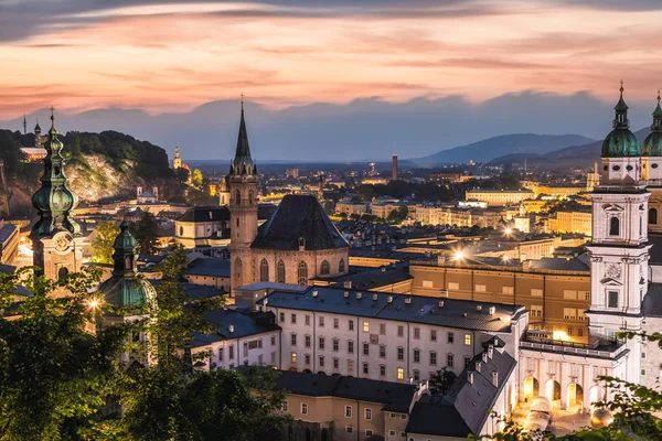 Panoramik manzaralı güzel bir Avusturya Salzburg — Stok fotoğraf