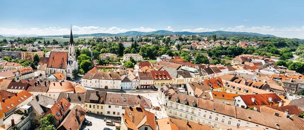 Melk alt Avusturya'da bulunan panoramik manzaralı — Stok fotoğraf