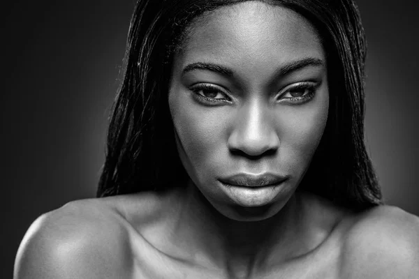 若い黒の美しさの顔 — ストック写真