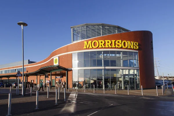 Swansea, İngiltere: 28 Aralık 2016: Morrison superstore ana giriş. Morrison olduğunu dördüncü büyük zincir süpermarketler Birleşik Krallık.