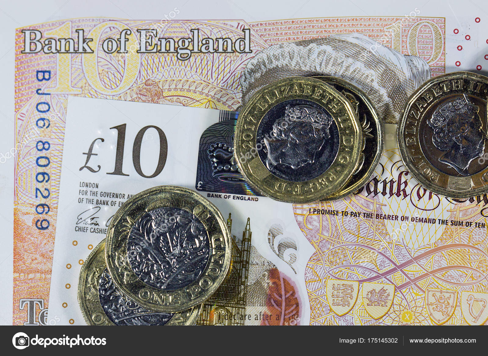 London January 2017 British One Pound Coins Ten Pound Note — Stock  Editorial Photo © jax10289 #175145302