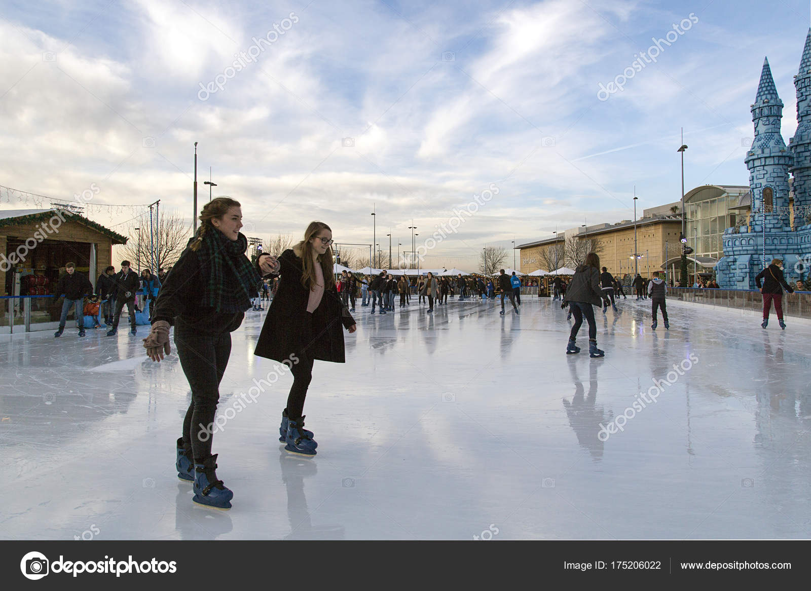 Bristol December 2016 Families Enjoy Ice Skating Cribbs Causeway