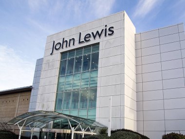 Bristol, İngiltere: 14 Aralık 2016: John Lewis mağazada Cribbs Causeway alışveriş Bristol ve satar yüksek son mal.