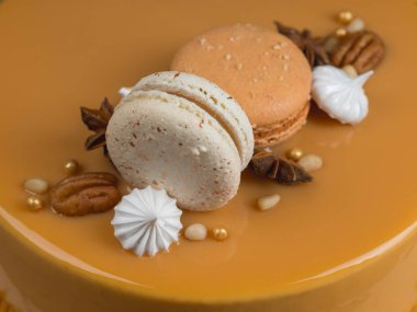 masada çikolata Fransız macarons karamelize tatlı pasta Close-Up süslenmiş