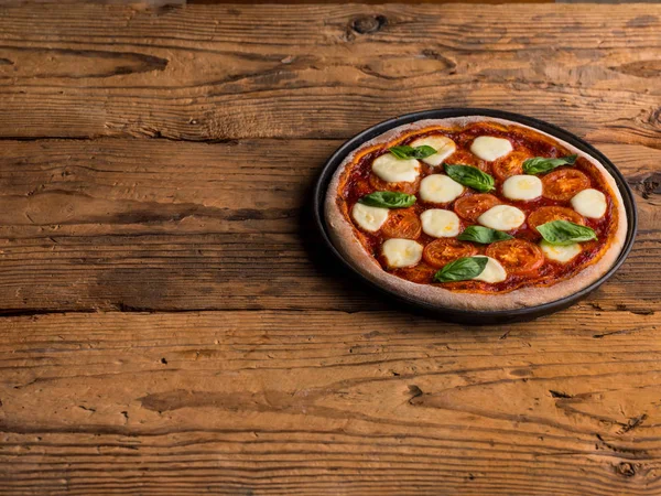 Homemade Pizza Basil Tomatoes Mozzarella Top View Copy Space — Stock Photo, Image